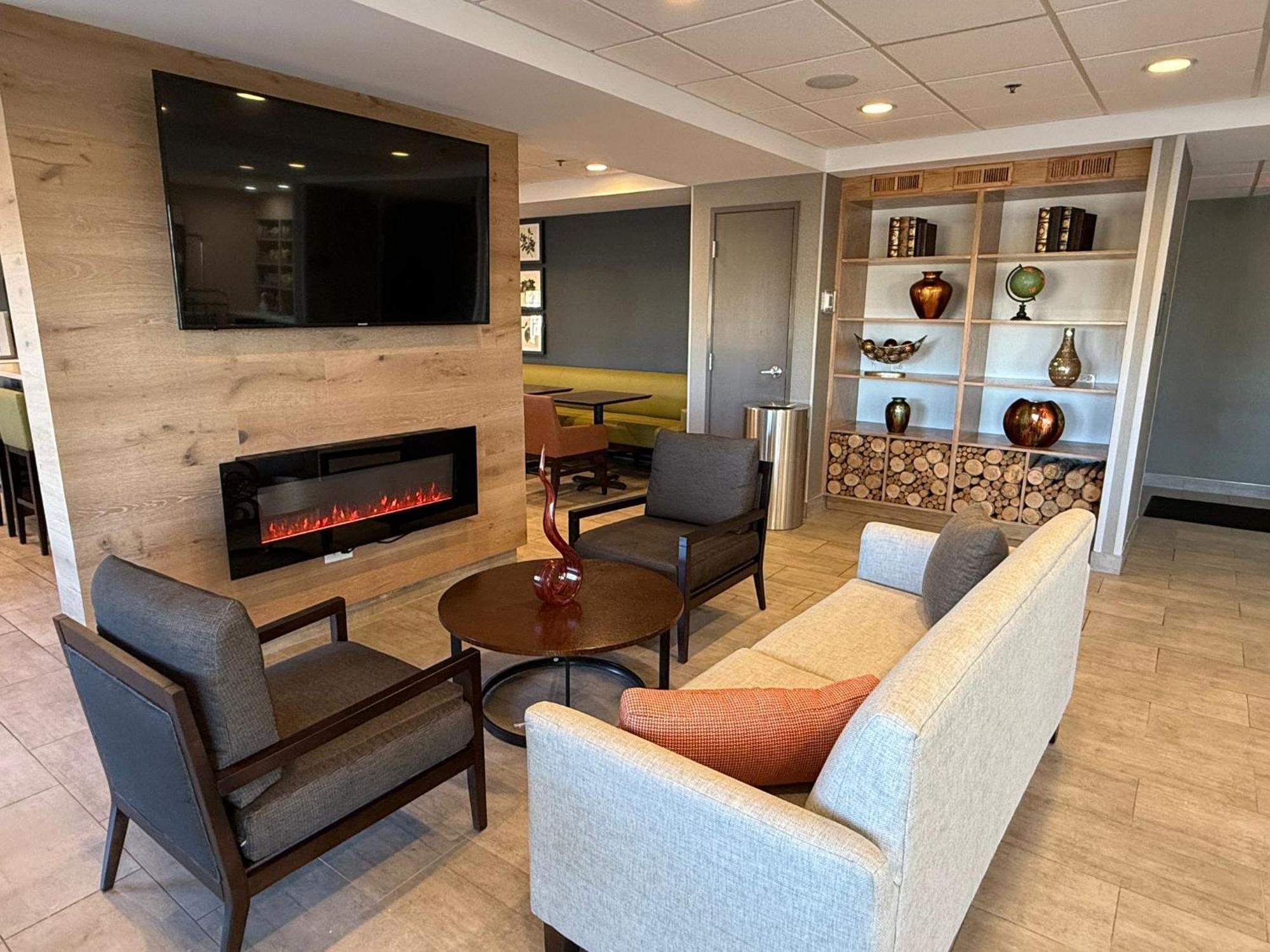 Country Inn & Suites By Radisson Bolingbrook, I-55 Exterior photo